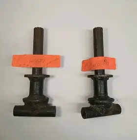 0110-077 Arctic Artic Cat Panther Ext Puma 110-077 Vintage 1970 Snowmobile Extension Spindles Qty 2 Nos