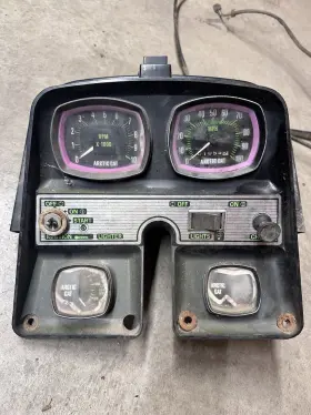 0106-402 Arctic Cat 1975 Cheetah 440 Front Console Instrument Panel Wiring Tach Guages
