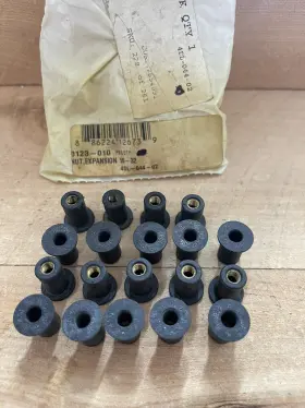 0123-010 Arctic Cat Oem #0123-010 Expansion Nut 10-32 Quantity 19