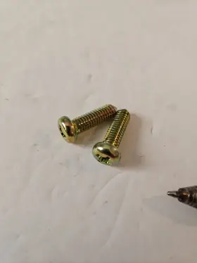 0609-085 Arctic Cat Throttle 2qty Retaining Screws Nos Oem Ac28