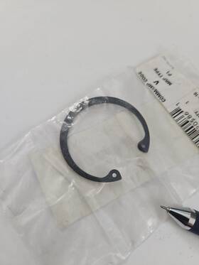 Arctic Cat 0623-946 Genuine Artic Retaining Ring Cross Nos Oem Ac65