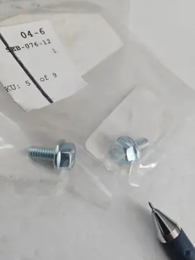 0923-018 Arctic Cat Genuine Screw Cap 2 For 17 Nos Oem Ac62
