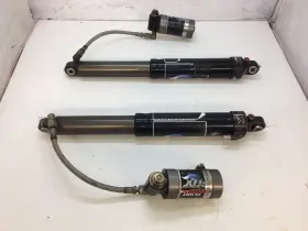 1703-791 Arctic Cat Front Ski Shock Set Pair Fox Float 2005 Sno Pro 440 Firecat 1703-791 Arctic Cat Front Ski Shock Set Pair Fox Float 2005 Sno Pro 440 Firecat