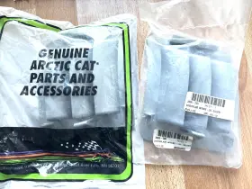 2606-735 Arctic Cat 2606-734 New Zr 900 800 700 600 Mountain Vents Set And Nip