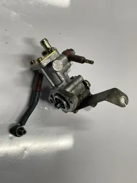 3005-152 Arctic Cat 1999 Triple Touring 600 Oil Pump B-114