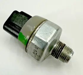 3007-036 Arctic Cat 2002-2003 4 Stroke Bearcat Oil Pressure Sensor