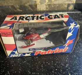 4239-104 Arctic Cat 2003 Firecat Patriot Die Cast 1/18 Scale Model #4239-104
