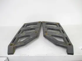 705001526 Can Am 05 Outlander 400 4x4 Xt Left Right Rear Plastic Rack 2005