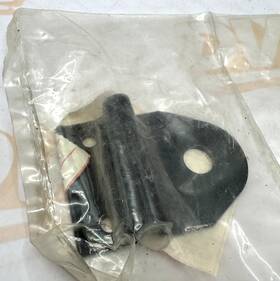 Kawasaki 11034-3516 Nos New Brace Bracket