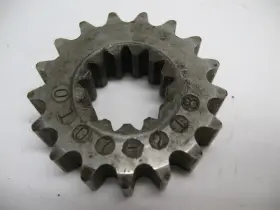 0107-218 Polaris 2006 Indy 500 Chaincase Gear 17 Tooth