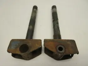 1821001 Polaris 1968 Colt Deluxe 372 Front Ski Steering Spindles Pair Left Right