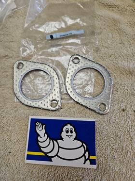Polaris 3083575 Qty 2 Fast Free Ship Snowmobile Cylinder Exhaust Gasket Oem New