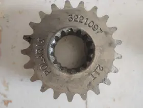 32221097 Polaris Chaincase Top Sprocket