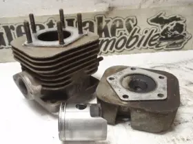 Ec25pt-04 Polaris Vintage Colt Tx 250 Snowmobile Engine Cylinder Piston Head