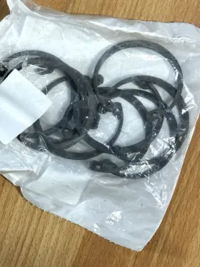 371901700 Ski-doo New Oem Package Of 9 Circlips Intern. Genuine Snowmobile Qty