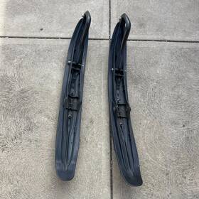 Ski-doo 505072121 Ski-doo Renegade 600 E-tec Pilot X Snowmobile Skis - Used Set Of 2