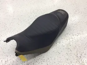 510006312 Ski-doo Seat Saddle Wide Trail 2019-2023 Renegade Mach Z 900 Ace