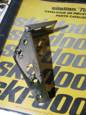 517183200 Ski-doo Bombardier Lh Hood Hinge Formula Plus Mx Mach 1 Prs 1988 1989
