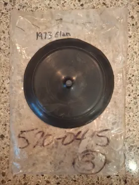 570-0415 Ski-doo Elan Nos Rubber Chaincase Inspection Hole Cover 1973 Newer