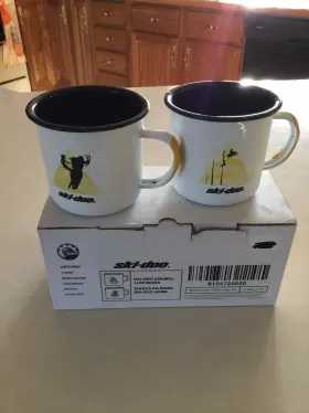 B104720000 Ski-doo Oem 14oz Enamel Mugs Lot Of 2