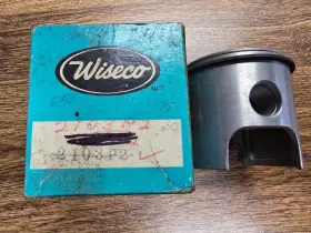 2103p2 Wiseco New Kohler Piston - One Ring Missing. .020 Oversize. 67.87 Mm