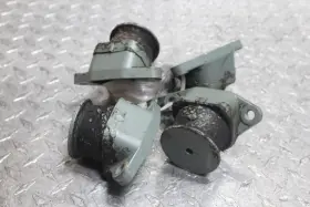 63m-44517-01-94 Yamaha 63m-44517-01-5b 1997 Gp 760 Oem Engine Motor Mounts Rubber Bolts