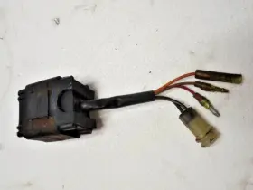 81e-85540-m0-00 Yamaha Inviter Cf300 Snowmobile Cdi Ignition Box 8r4 Cf 300 Ovation Bravo