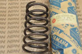 831-17643-00 Yamaha Sheave Spring Gp338 Gs340 Sl338 Sl433 Snowmobile Nos Oem