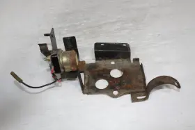 85n-2199g-01-00 Yamaha 1989 Ovation Le Oem Battery Bracket