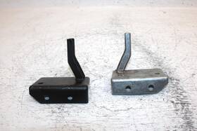 Yamaha 8ab-21926-00-00 1995 Vmax 600 Oem Footrest Bracket Set Sy11