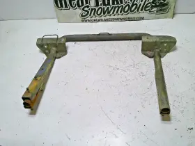 8ck-77512-00-00 Yamaha 1992 Venture Xl Snowmobiie 480 485 Front Bumper Grab Bar
