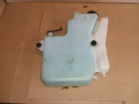 8cr-21751-10-00 Yamaha 2000 Sx600r Oil Tank Assy. P/n