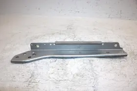 8cr-21921-00-00 Yamaha 8cr-21921-01-00 1997 Vmax Sx 700 Triple Oem Rear Frame Reinforcement Sy10