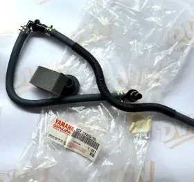 8cr-24300-90 Yamaha Snowmobile Rx-1 Pz500 Viper Sx Srx Fuel Pipe Assy New Oem