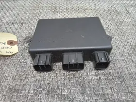 8cr-85540-01-00 Yamaha 1997 Vmax Xtc 600 Dlx Venture Cdi Box