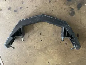 8ek-77511-00-00 Yamaha 2002-2004 Viper Sx 700 Front Bumper Pull Handle Oem