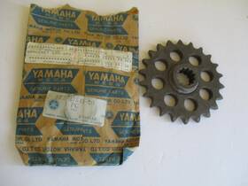 Yamaha 8f3-47548-20 Nos 1980-1990 Snowmobile Chain Drive Sprocket Bravo Br250-br250t