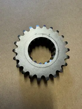 8fa-17682-20-00 Yamaha 8fa-17682-20 22 Tooth Top Chaincase Gear 4 Stroke Snowmobile