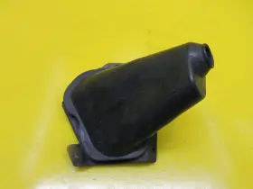 8fa-2195f-00-00 Yamaha Right Steering Relay Tie Rod Boot Cover Stay Bracket 8fa