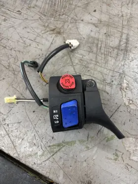 8fp-82720-02-00 Yamaha Apex Rs Venture Snowmobile Right Hand Control Kill Switch Throttle Rw6863