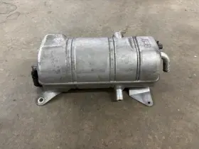8gm-21751-00-00 Yamaha Vector Oil Tank Reservoir 2009 Nytro 2010 2011 2012 2013 Oem
