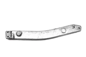 8jp-f1113-00-00 Yamaha 15 Sr Viper Ltx Se Front Gusset Bracket Mount 137 Inch
