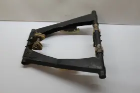 8k2-47331-00-00 Yamaha 1983 Ss440g Ss 440 G Steering Pivot Arm Rack Assembly