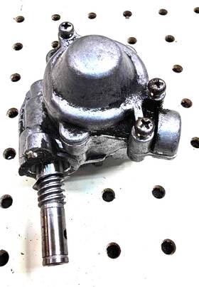 Yamaha 8v8-13101-00-00 Oem 1985-1991 Srv Vlx Ss Oil Pump