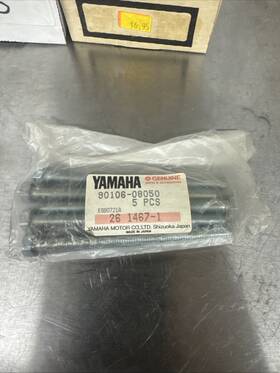 Yamaha 90106-08050 5 Five Nos Oem Genuine Rear Axle Bolts 90106-08050-00