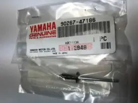 90267-47186 Yamaha Oem Blind Tunnel Rivet Apex Nytro Vector Venture #90267-47186 Qty 3