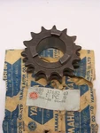 Nos Yamaha 826-17682-40-00 Chain Drive Sprocket 14T EW433 EW643 SW433 GP433 New. Price: $79.99.